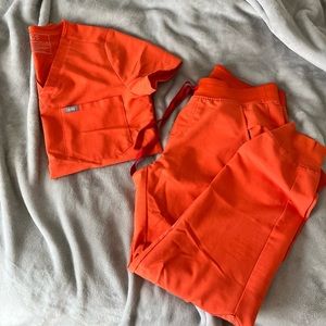 FIGS Sunset Orange XS/SP